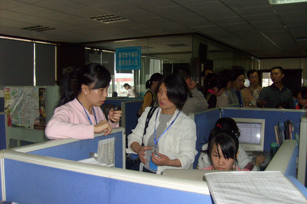 湖南大学工商管理学院专家教授前来我司调研